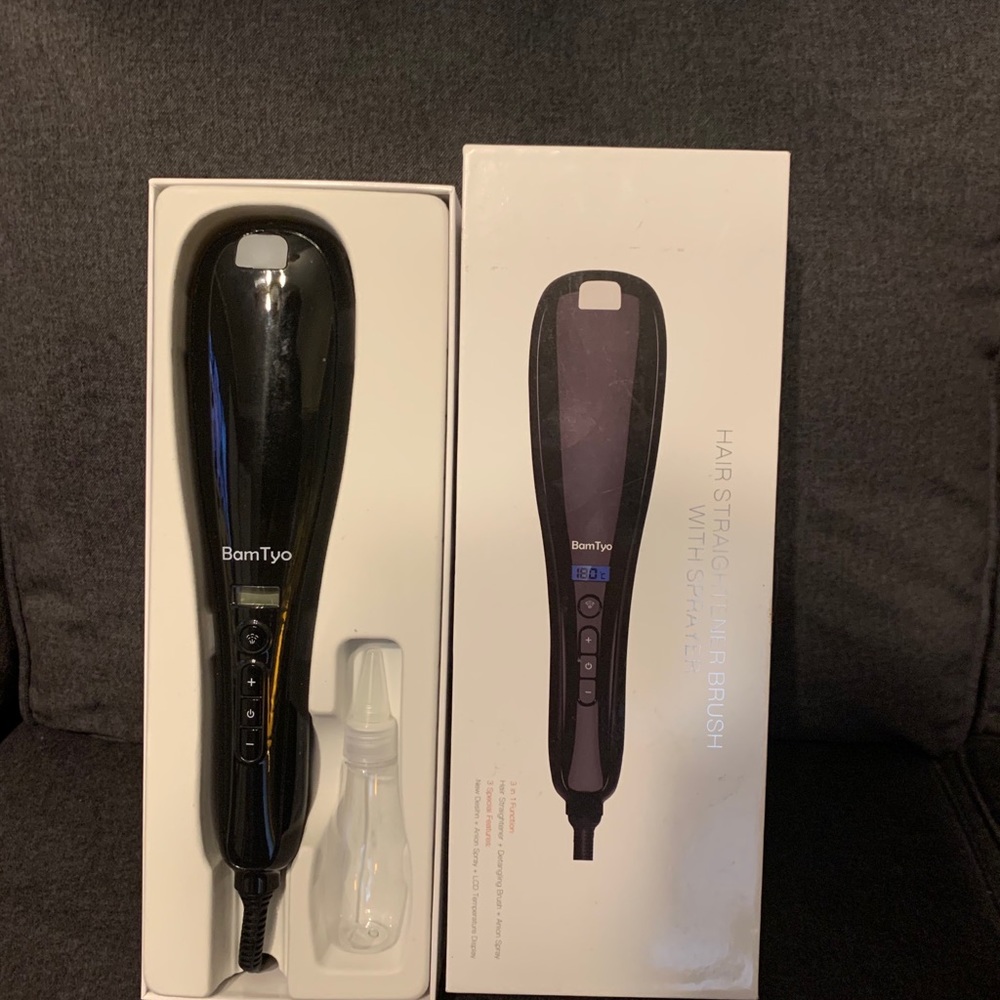 Brand New, Never Used Bamtyo straightening Brush